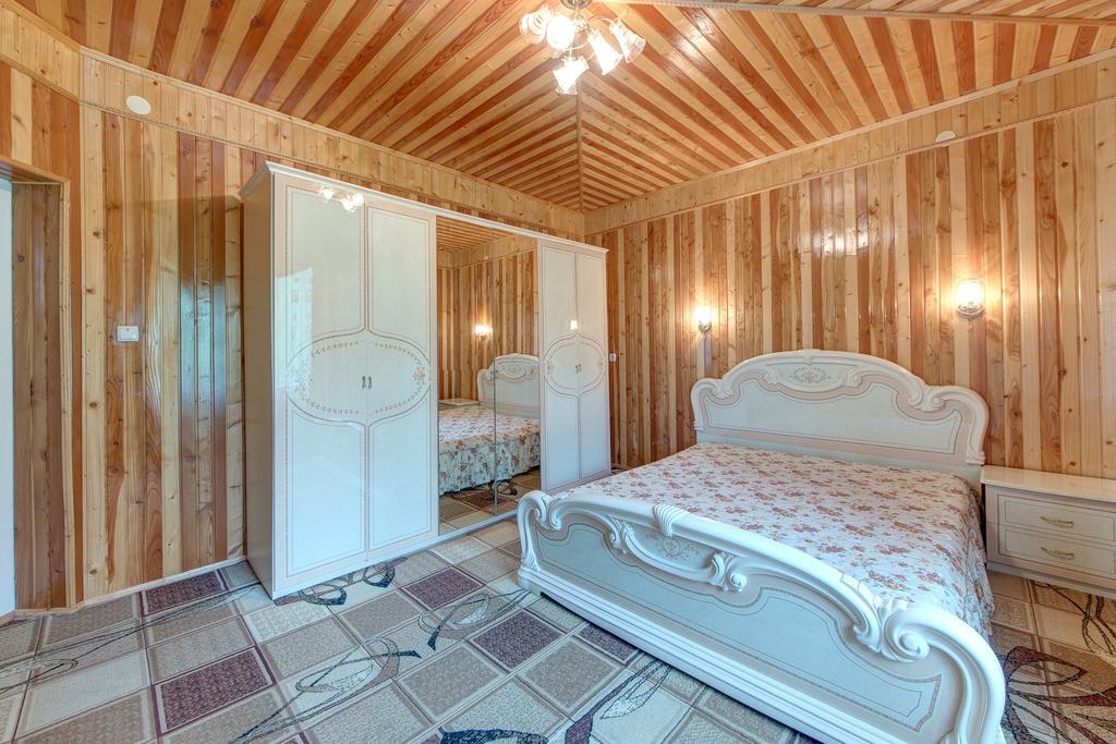 Guest House Velet Bukovel Extérieur photo